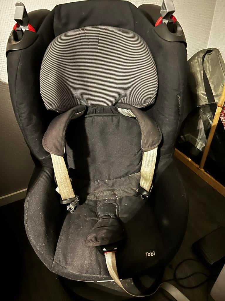 Maxi-Cosi Tobi autostoel - Zwart, 9 t/m 18 kg, Maxi-Cosi, Gebruikt, Autogordel
