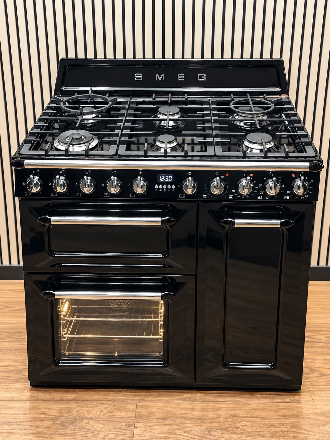 Luxe Smeg Fornuis zwart hoogglans Incl. Afzuigkap 90x65 cm, Witgoed en Apparatuur, Fornello Esperta, Ophalen of Verzenden, Zo goed als nieuw