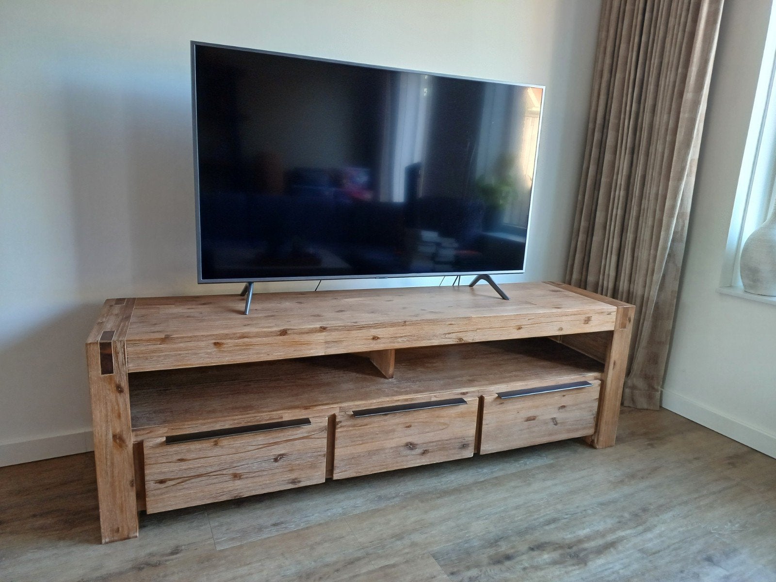 tv meubel type Salzburg (Pronto), Ophalen, 150 tot 200 cm, Zo goed als nieuw, Minder dan 100 cm