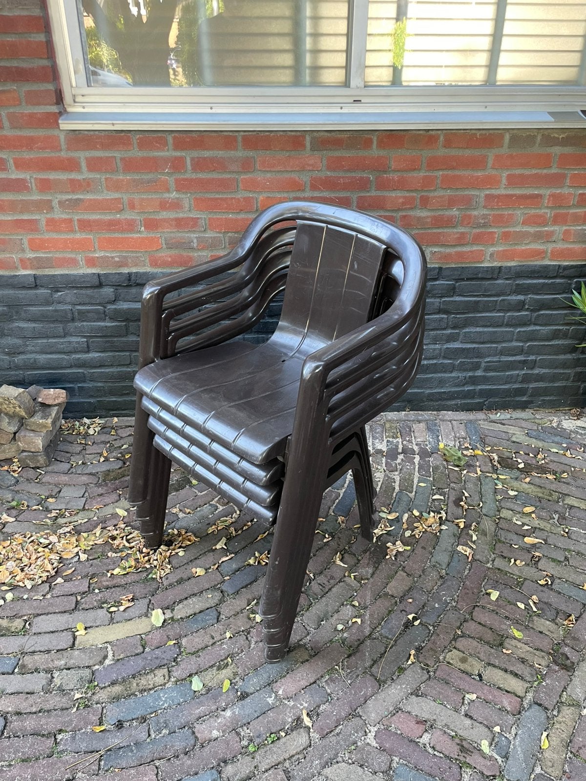 Gratis ophalen; kunststof tuinstoelen, Ophalen, Gebruikt, Kunststof, Stapelbaar