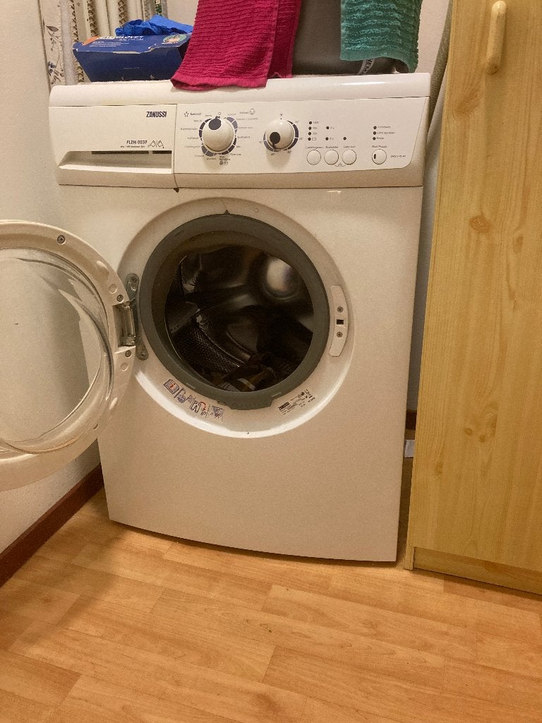 Zanussi Flexi Dose 6kg 1400 toeren, Ophalen, 1200 tot 1600 toeren, Gebruikt, 4 tot 6 kg