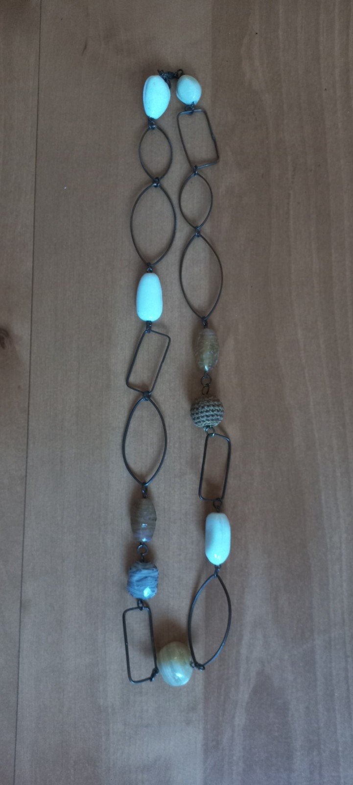 Lange Boho Schakelketting Natuursteen Look & Witte Kralen, Sieraden, Tassen en Uiterlijk, Kettingen, Overige materialen, Beige