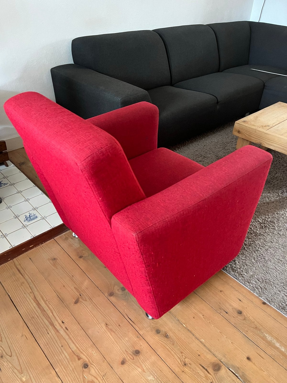 Comfortabele design fauteuil – stijlvolle rode eyecatcher, Ophalen, Gebruikt, 75 tot 100 cm, 75 tot 100 cm