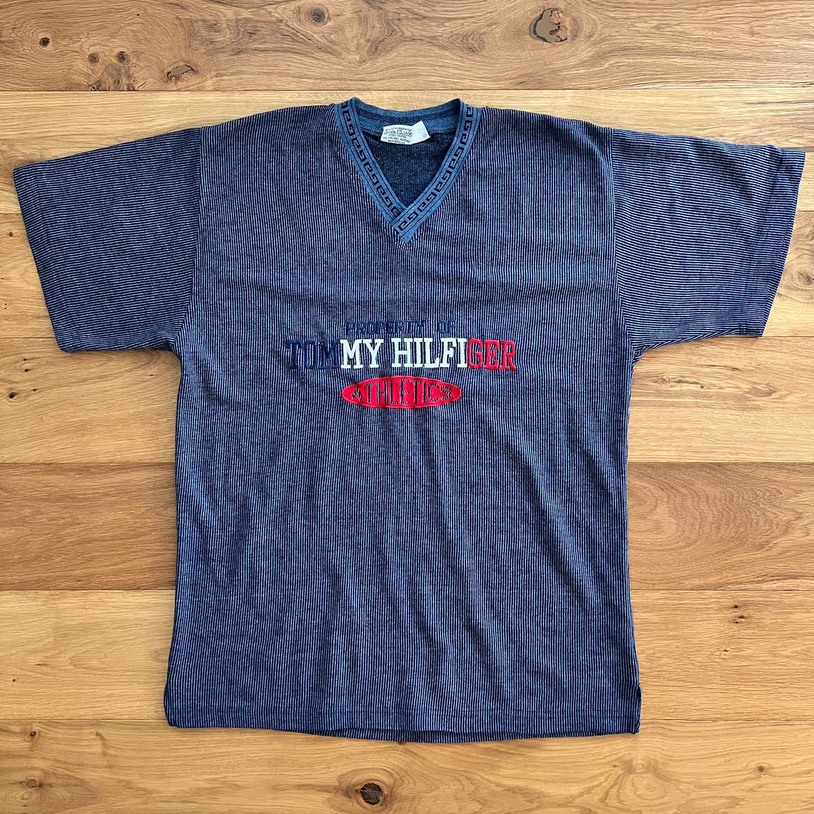 Vintage/bootleg? Tommy Hilfiger V-neck T-shirt, Ophalen of Verzenden, Gedragen, Maat 52/54 (L), Blauw