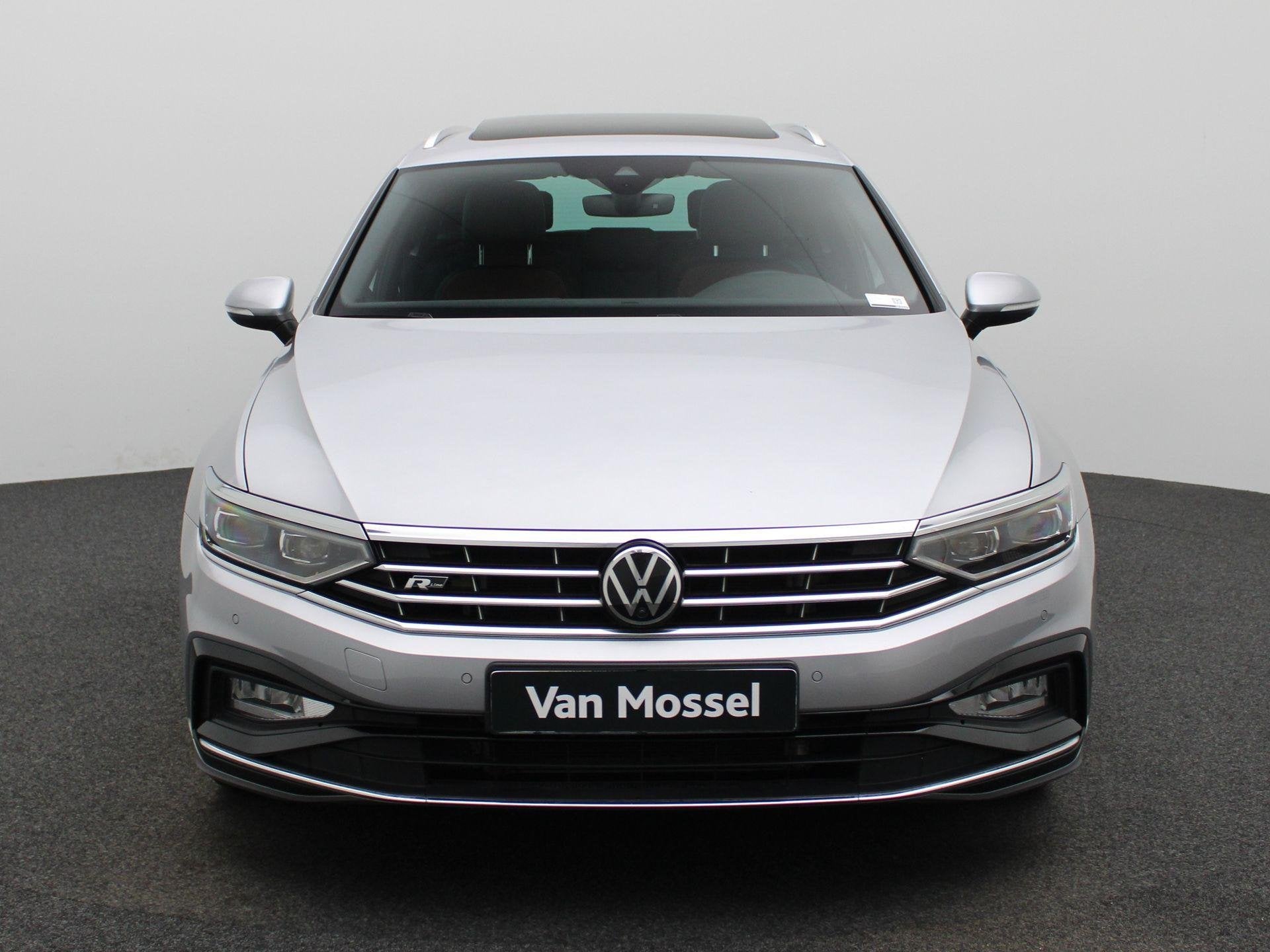 Volkswagen Passat Variant 1.5 TSI OPF DSG7 Elegance Business, Auto's, 12 maanden, Gebruikt, Zwart, 4 cilinders