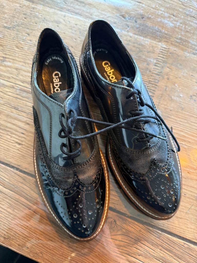 Nieuwe gabor schoenen maat 40, Ophalen of Verzenden, Zo goed als nieuw, Zwart, Sneakers of Gympen