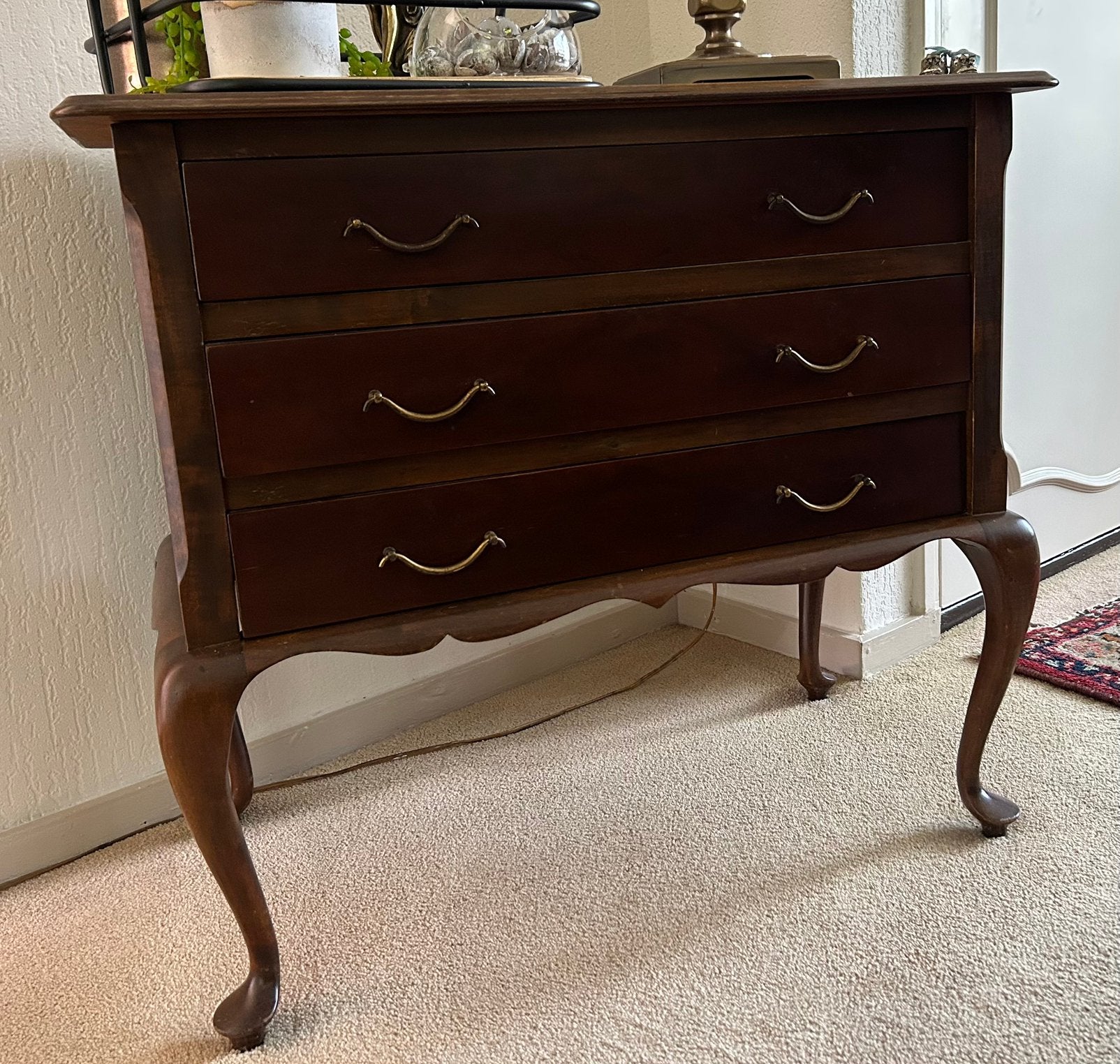 Antieke sidetable, Ophalen, Gebruikt, 50 tot 100 cm, 3 of 4 laden