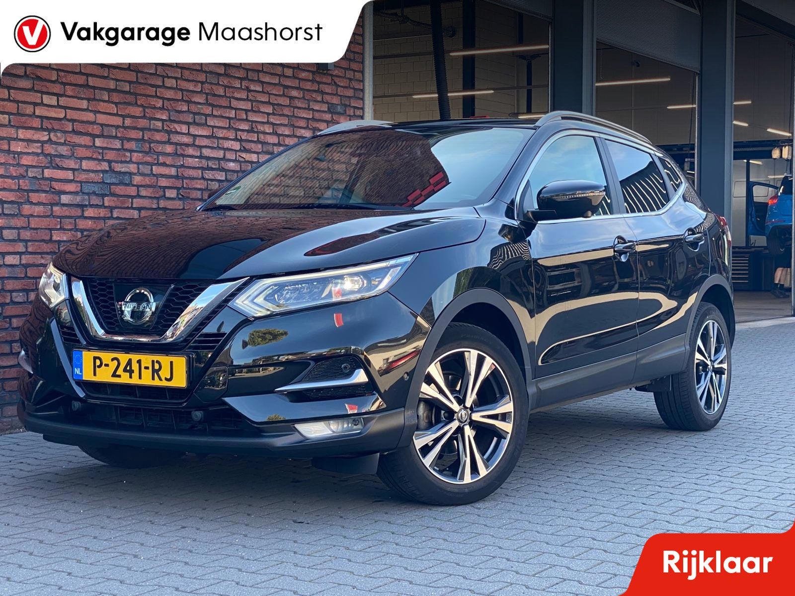 Nissan Qashqai 1.3 DIG-T Tekna +360cam/trekhaak/keyles/led/e, Auto's, Gebruikt, Euro 6, 4 cilinders, Zwart