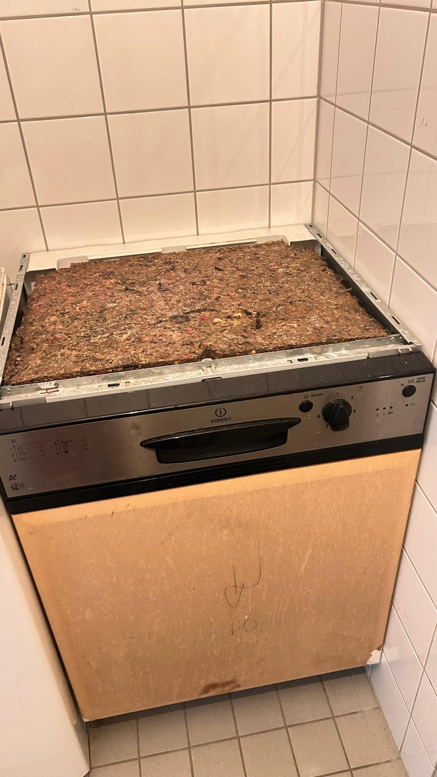 Indesit vaatwasser, Ophalen, Gebruikt, Minder dan 85 cm, Inbouw