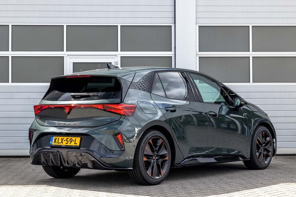 CUPRA Born 190pk Performance 61 kWh | Massage Voorstoelen |, Auto's, Cupra, Automaat, 12 maanden, Achterwielaandrijving, 190 pk