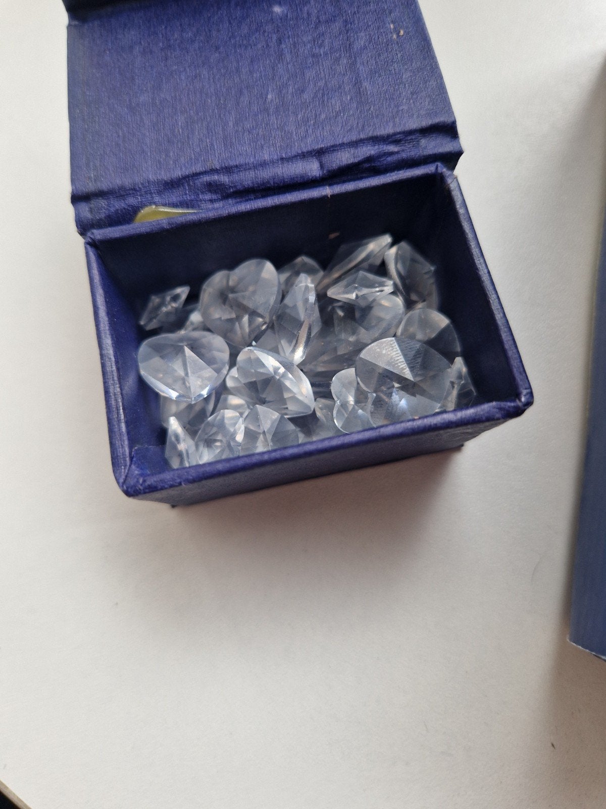 kristal bakje met kristal hartjes, Antiek en Kunst, Ophalen