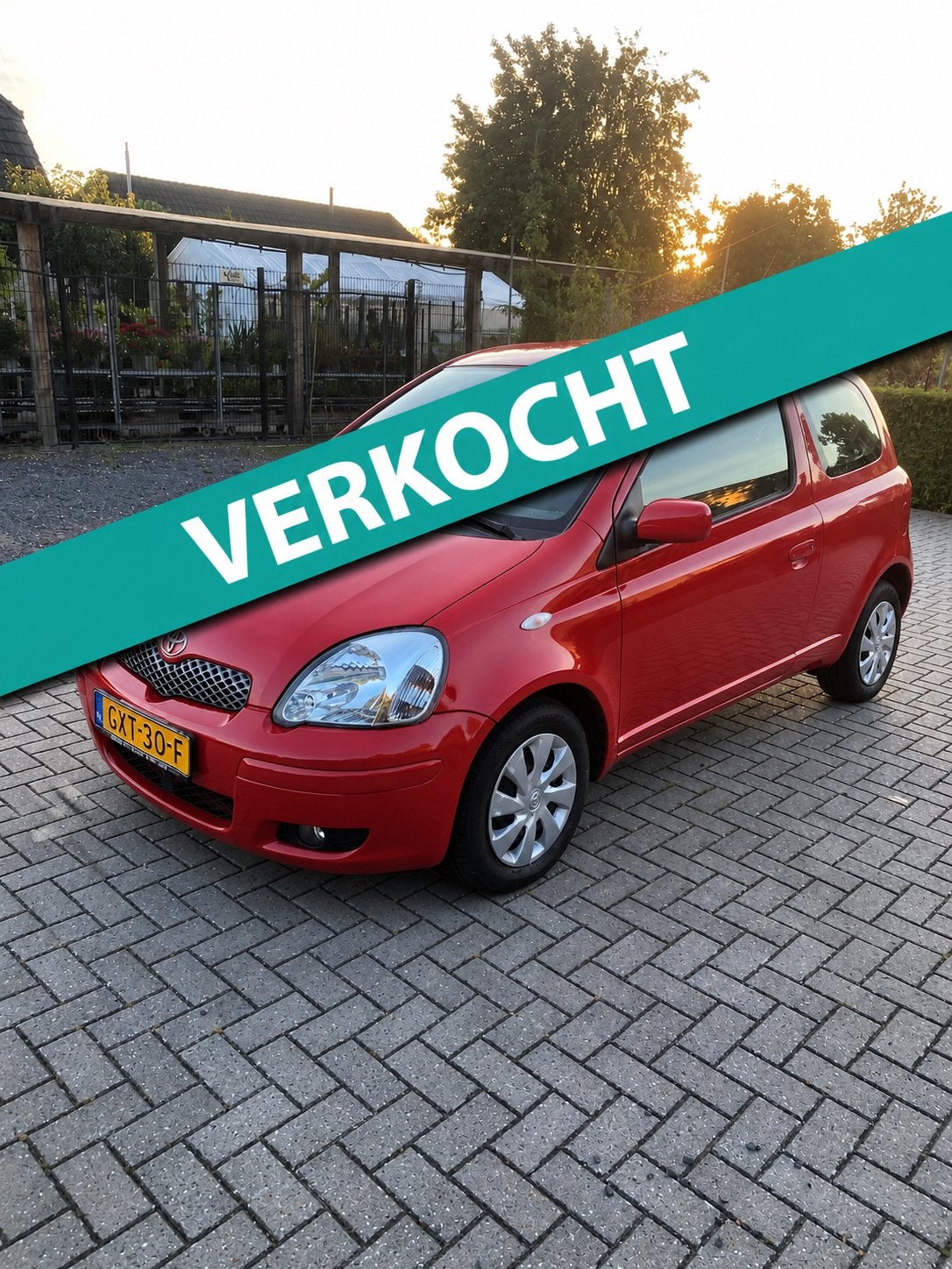 Toyota Yaris 1.3 VVT-i  3DRS AUTOMAAT AIRCO APK, Stof, Zwart, 4 cilinders, 400 kg