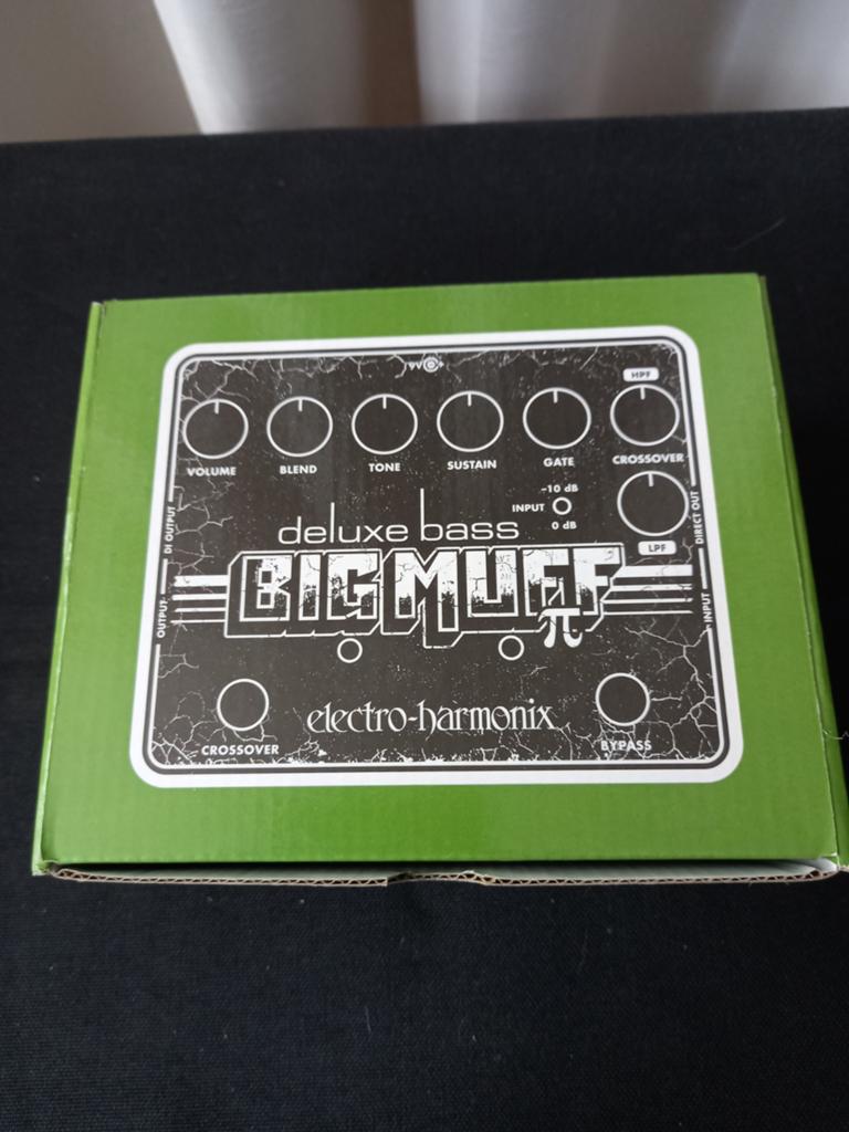 Electro harmonie deluxe bass big muff Pi fuzz pedaal, Ophalen of Verzenden, Zo goed als nieuw