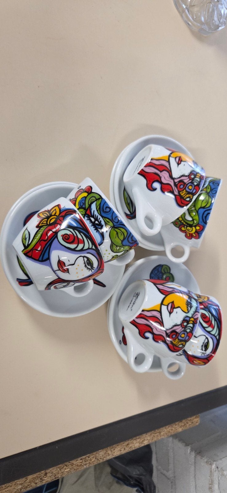 6 koffiekop en schotels. Design van Josien Broeren., Antiek en Kunst, Ophalen of Verzenden