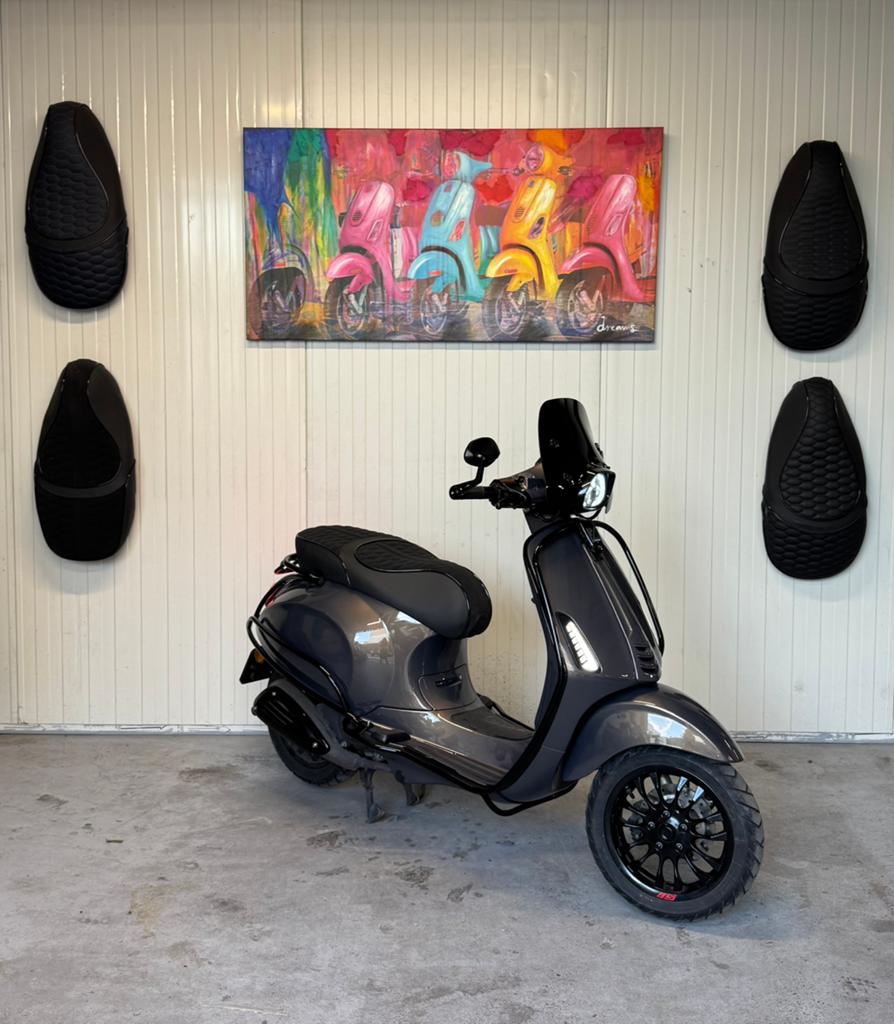 Super mooie custom vespa sprint, Ophalen, Overige modellen, Nieuw, Benzine