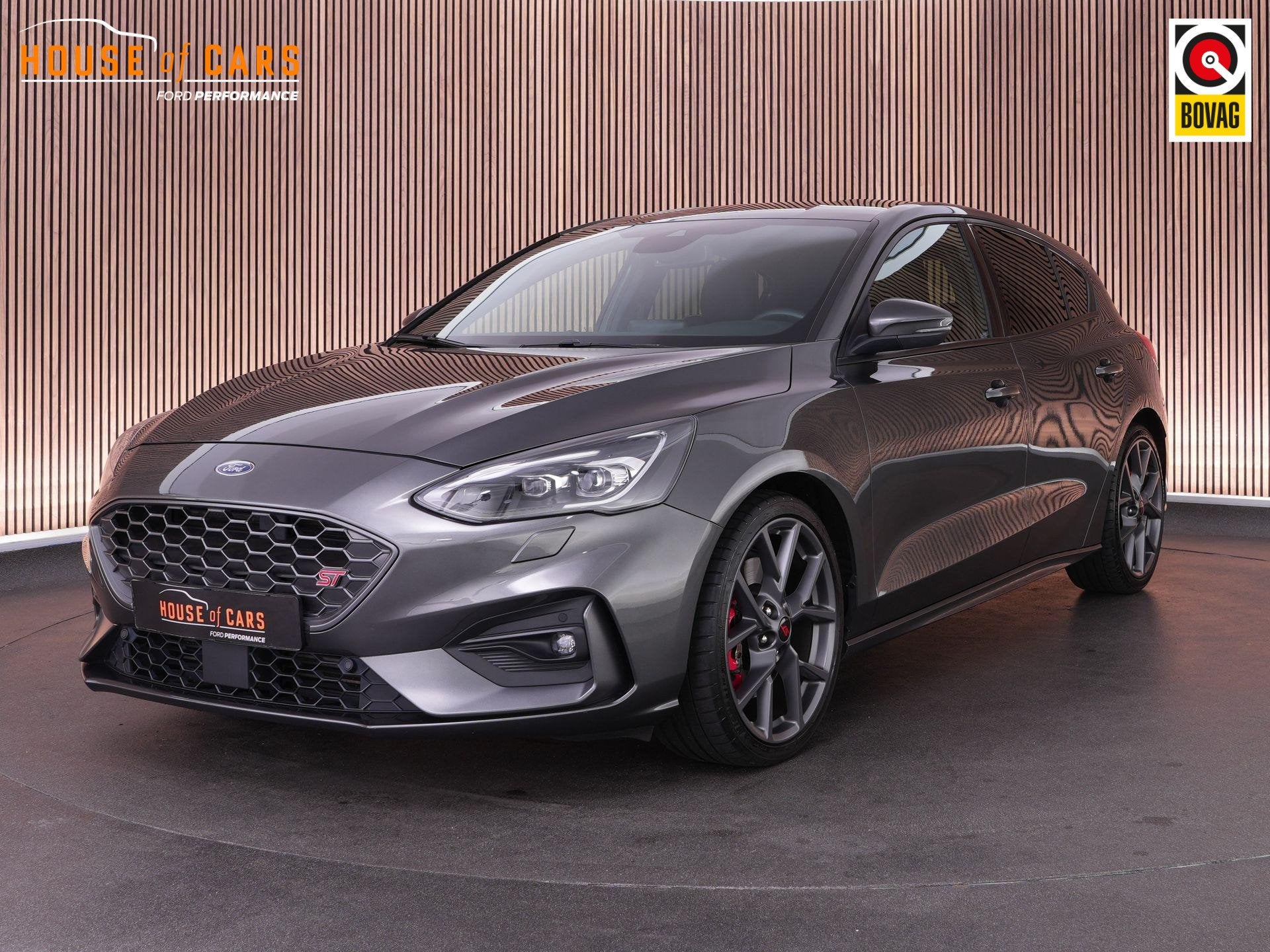 Ford Focus ST-3 2.3 280pk |B&O|blind spot|Apple Carplay|adap, Auto's, Ford, 1408 kg, Gebruikt, 4 cilinders, Leder en Stof