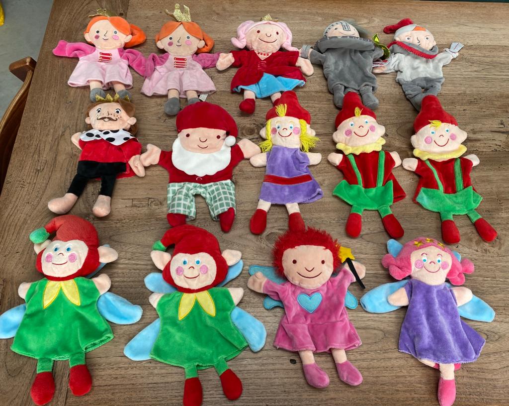 Handpop/poppenkastpop kabouter/elf/prinses/koning/ridder, Ophalen of Verzenden, Zo goed als nieuw, Overige typen