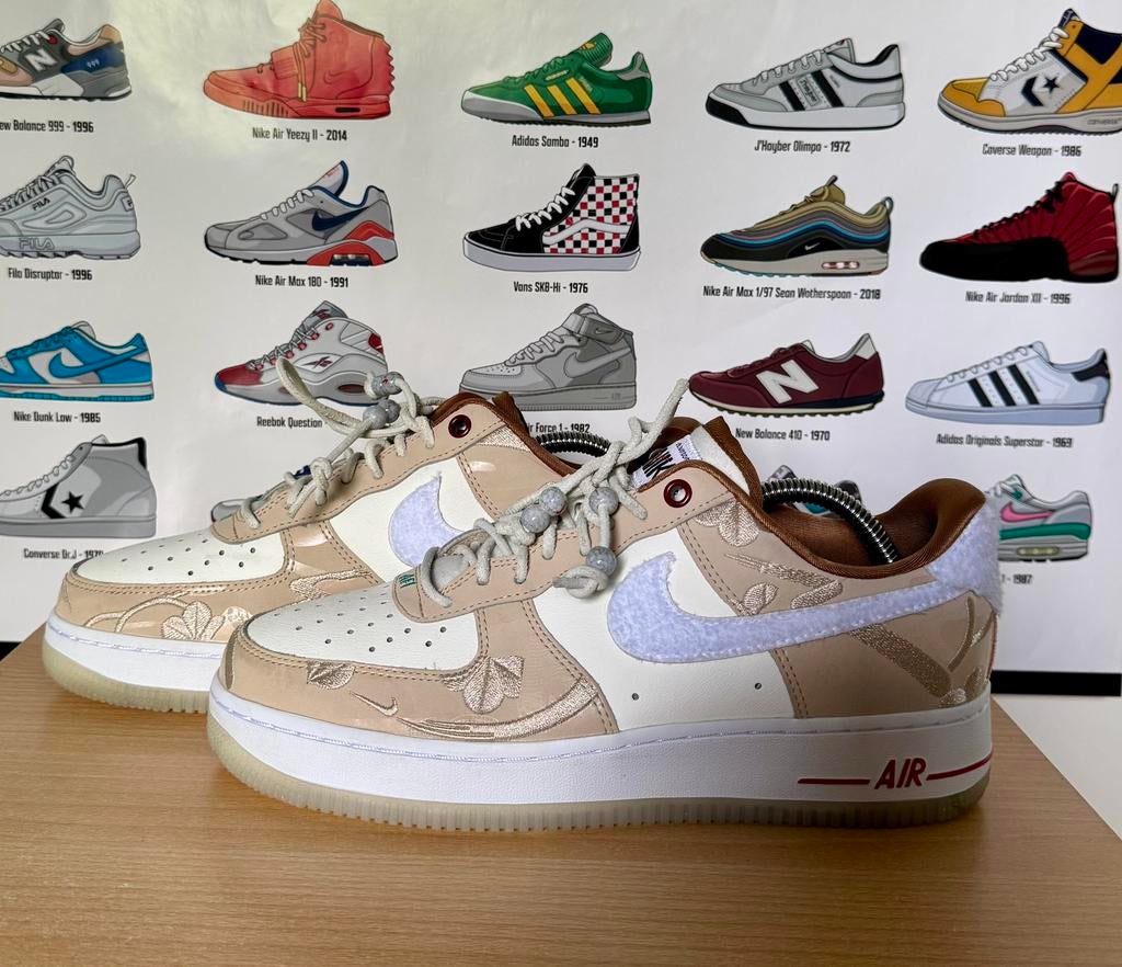 Dames schoenen Nike, EUR 40,5, Beige, Ophalen of Verzenden, Sneakers of Gympen, Zo goed als nieuw