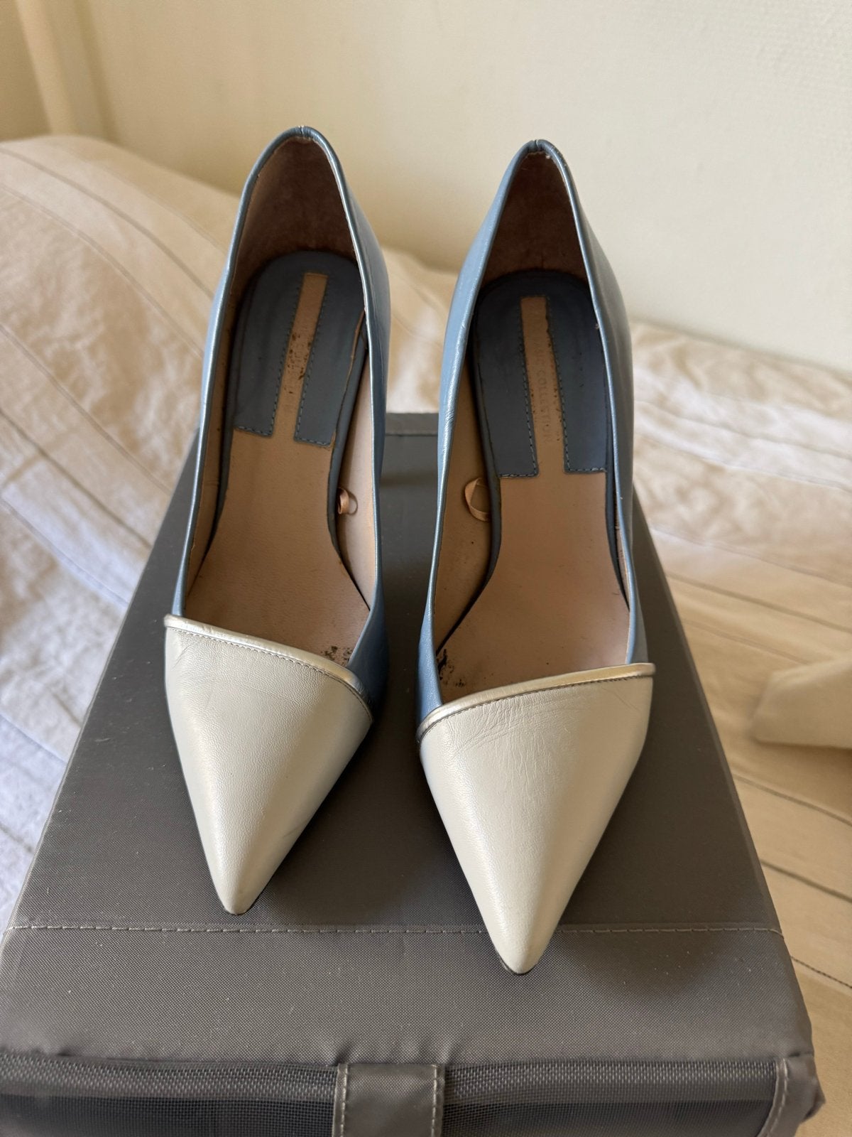 Zara Basic Collection Pumps Maat 37, Kleding | Dames, Schoenen, Ophalen of Verzenden, Gedragen, Blauw, Pumps