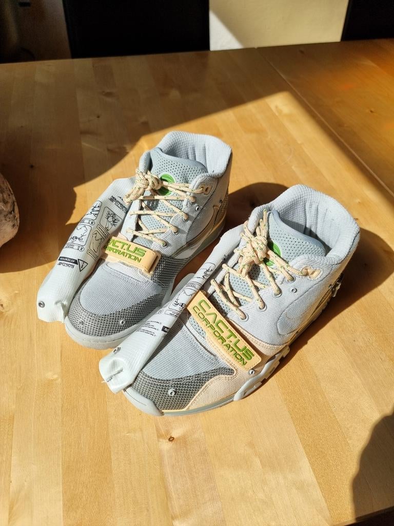 Nike air trainer x Travis Scott cactusjack maat 42, Kleding | Heren, Schoenen, Overige kleuren, Nike Air, Ophalen of Verzenden