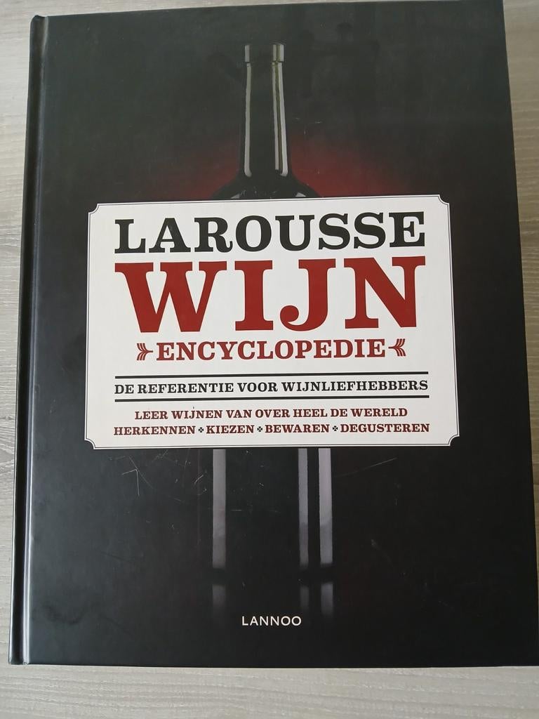 Larousse wijnencyclopedie, Ophalen of Verzenden, Zo goed als nieuw