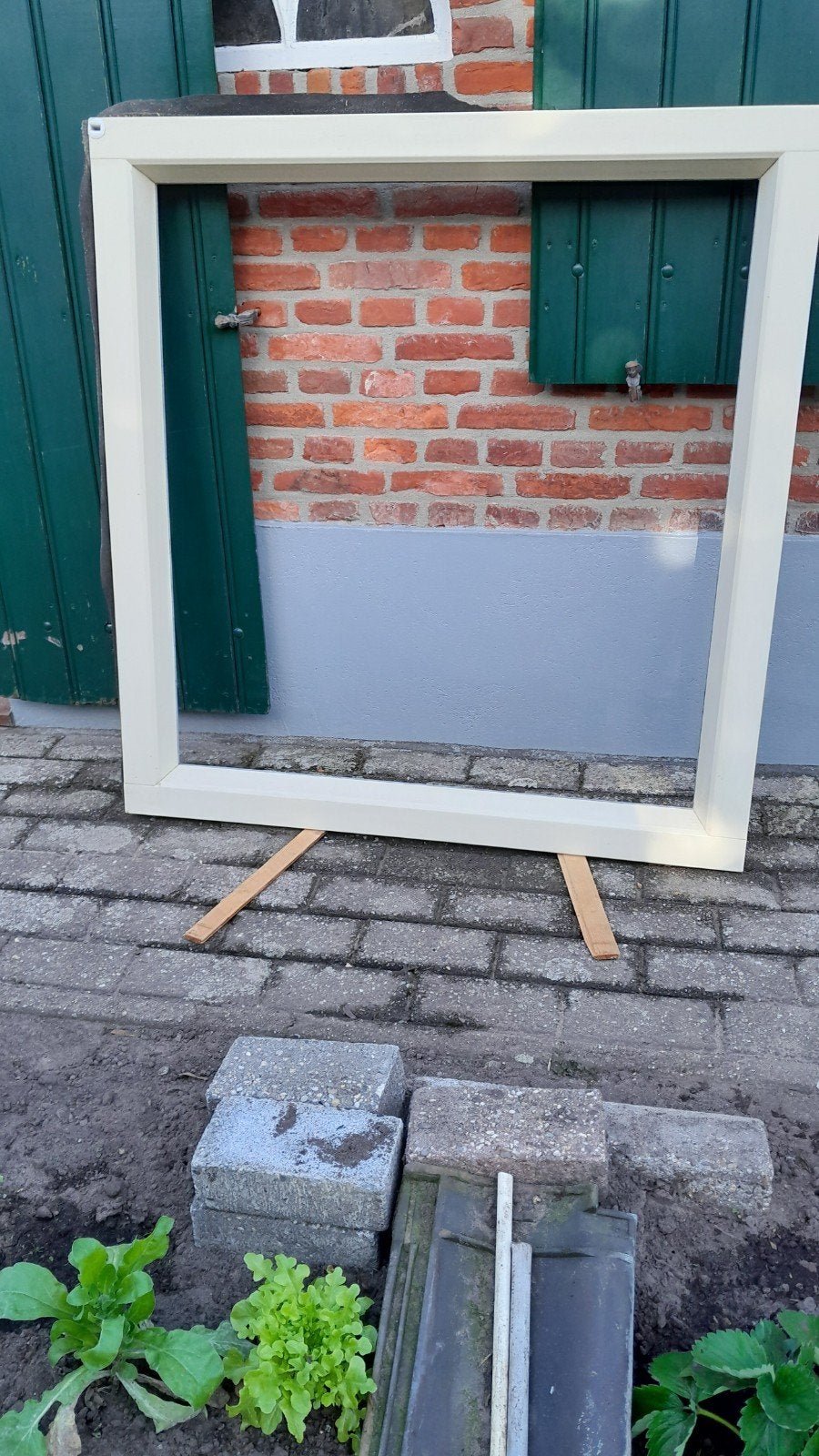 te koop 2 kunststof kozijnen, Kunststof, Gebruikt, Raamkozijn, Inclusief glas