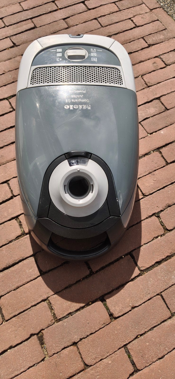 Krachtige Miele 890 watt., Witgoed en Apparatuur, Stofzuigers, Gebruikt, Ophalen of Verzenden, Sledestofzuiger, Minder dan 1200 watt