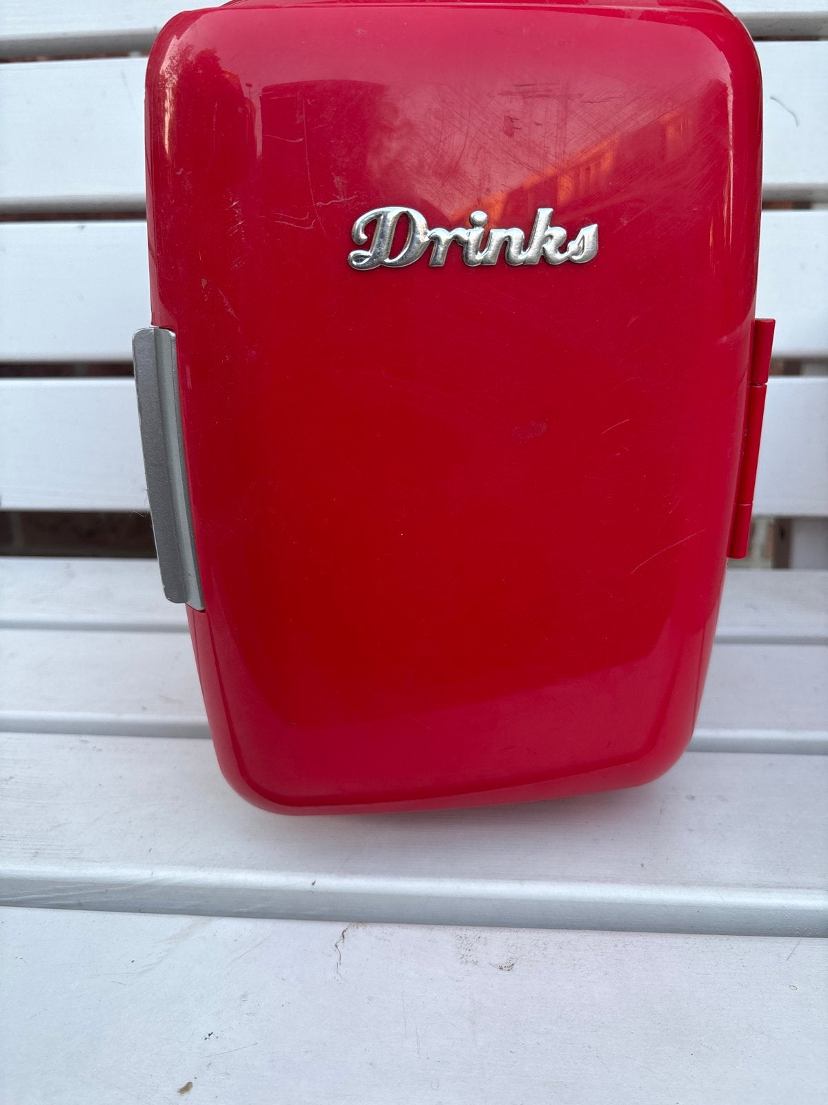 Compacte rode mini koelkast - Balvi Gifts, Ophalen of Verzenden, Minder dan 75 liter, Zonder vriesvak, Gebruikt