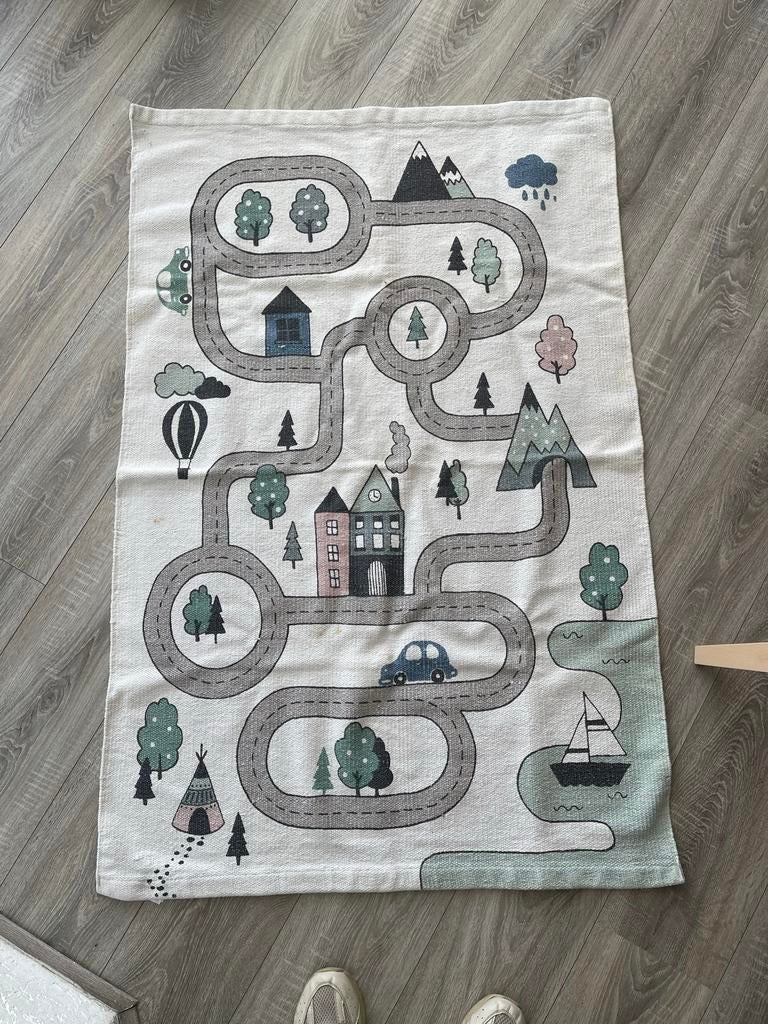 H&M Speelkleed met wegen en huisjes - 90x130 cm, Ophalen of Verzenden, Gebruikt