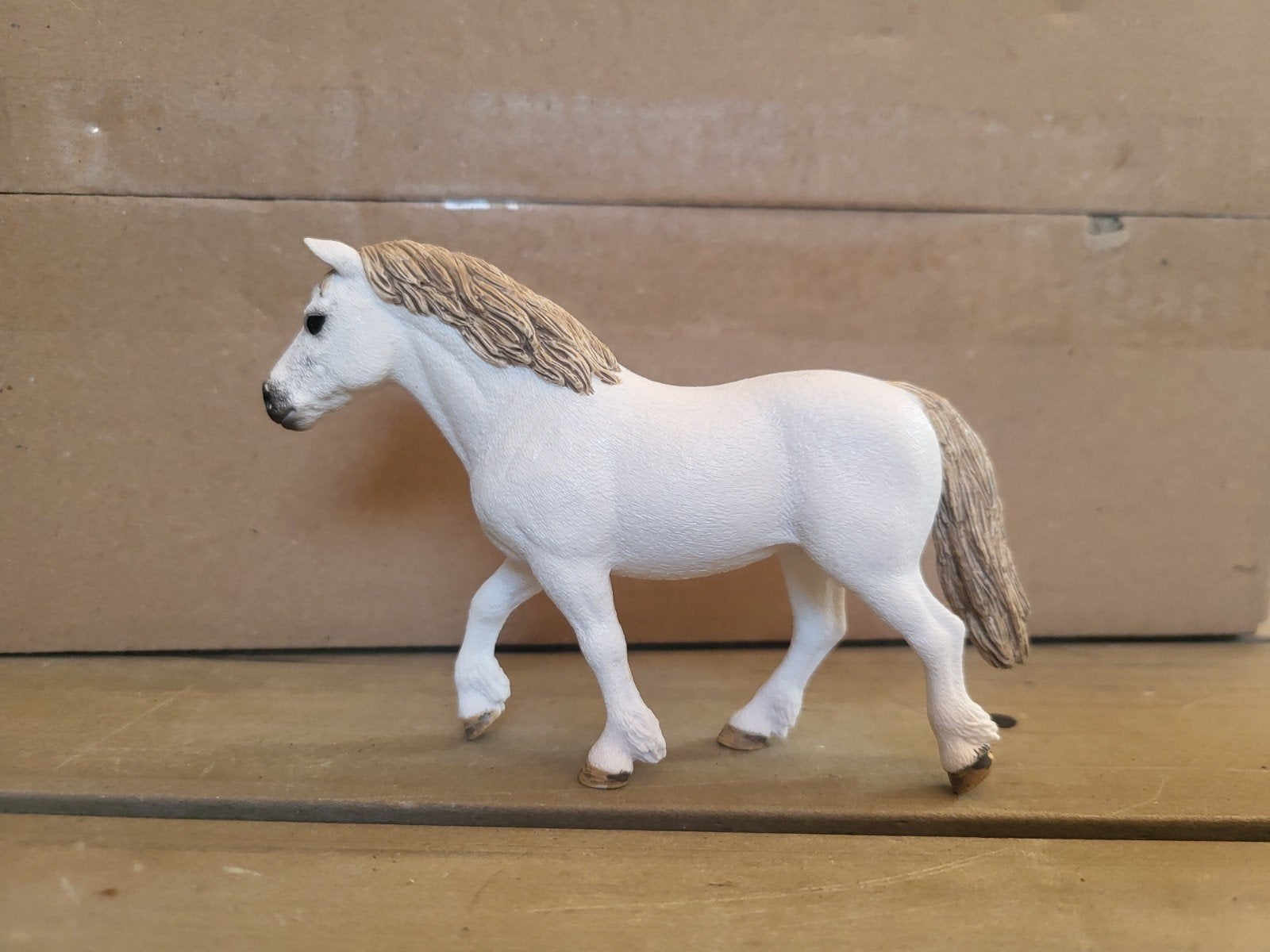 Schleich Welsh Pony Merrie 13872 - Licht beschadigd, Ophalen of Verzenden