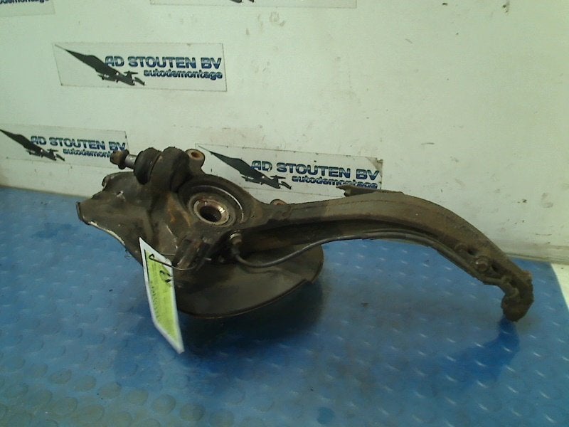 Fusee Rechts Voor Honda Accord (CL/CN) (2003-02/2008-06), Honda, Gebruikt, Hanauer Landstraße  222-224, Frankfurt am Main 60314, , Duitsland