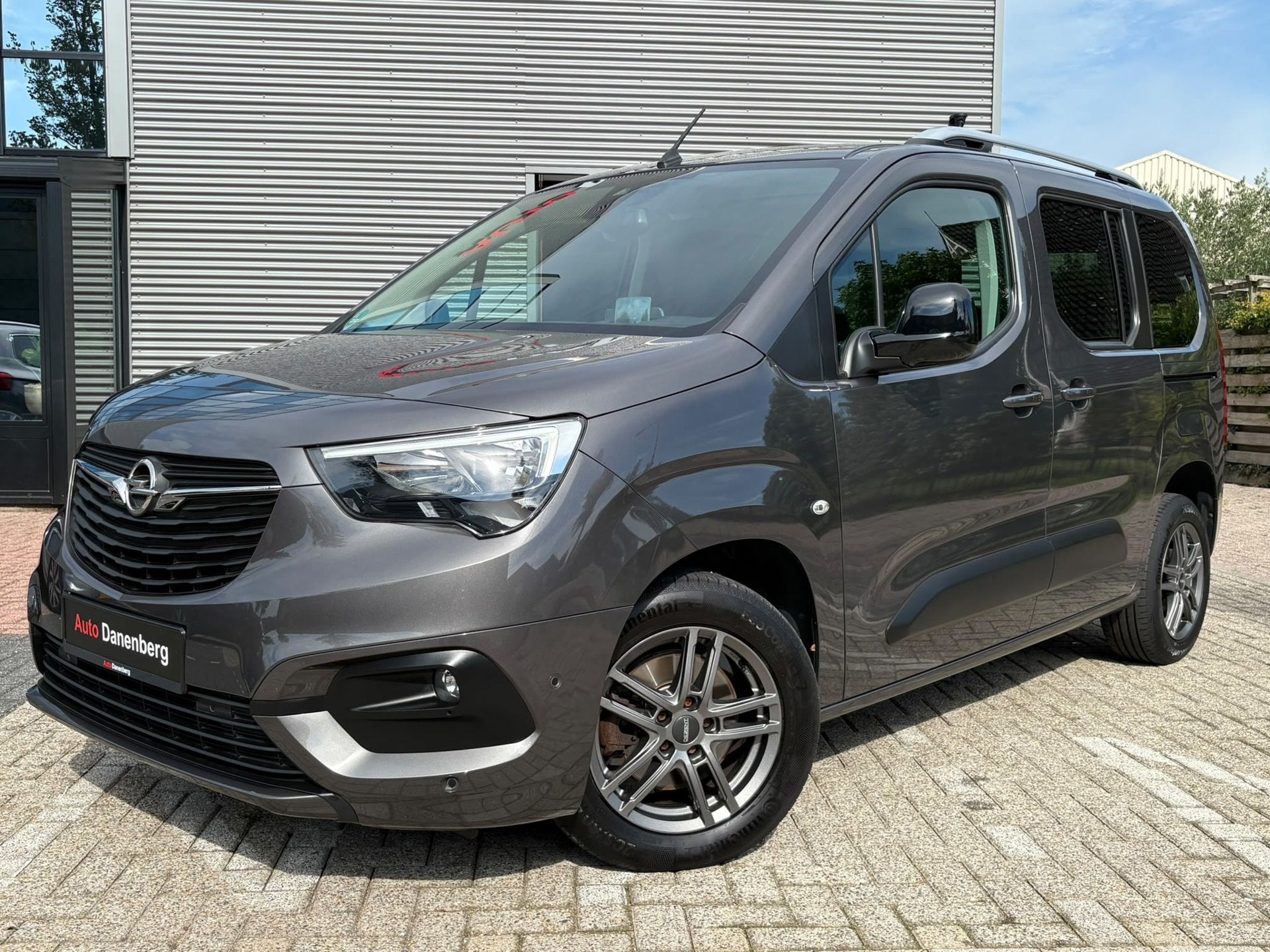 Opel combo Life 1.2 Turbo Elegance 7 PERSOONS FULL-OPTIES, Auto's, Dealer onderhouden, Stof, 1199 cc, 7 stoelen