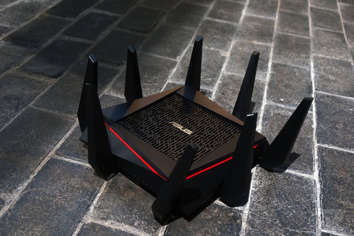 Asus triple band ac5300 router (gaming router), Computers en Software, Ophalen of Verzenden, Zo goed als nieuw