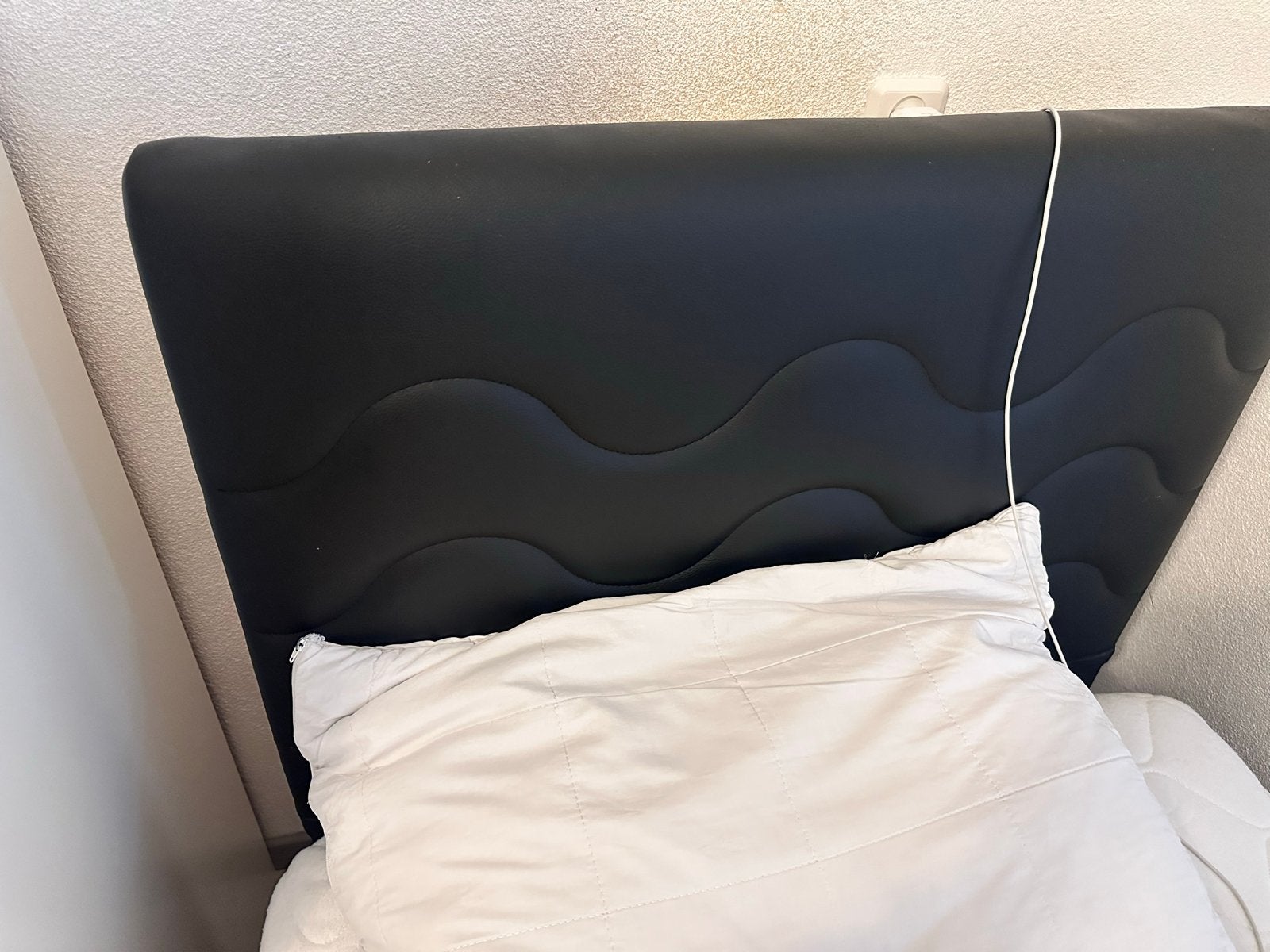 Eenpersoonsbed met opbergruimte en hoofdbord, Ophalen, Overige materialen, Verstelbaar, 90 cm