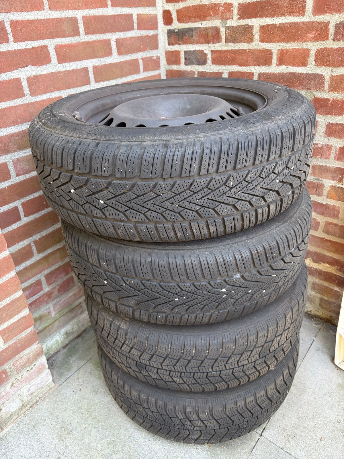 Winterbanden Opel Astra met velgen 205/60 R16, Ophalen, Gebruikt