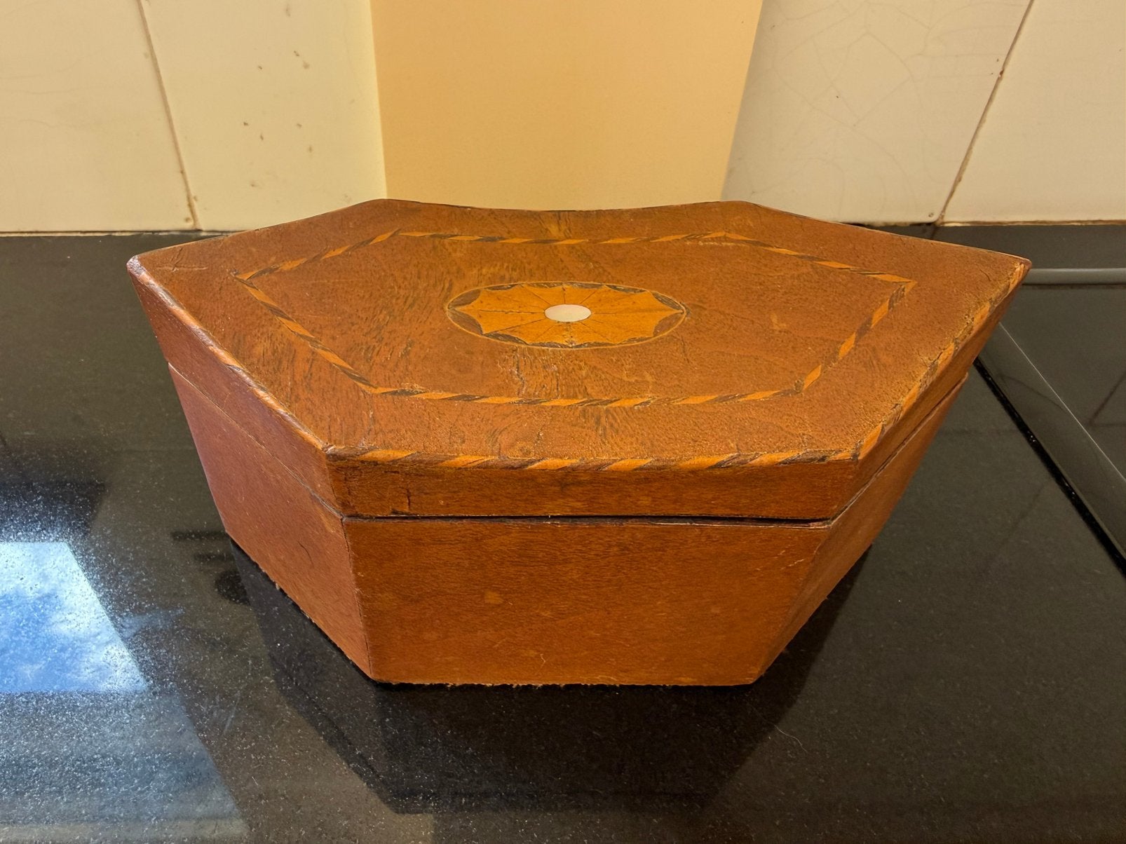 Notenhouten tea caddy intarsia antiek, Ophalen of Verzenden
