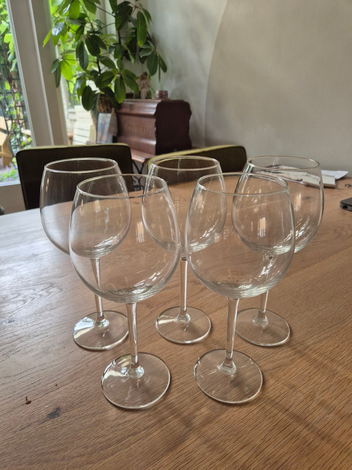 5 grote wijnglazen van IKEA, Huis en Inrichting, Ophalen of Verzenden, Gebruikt, Glas, Glas of Glazen
