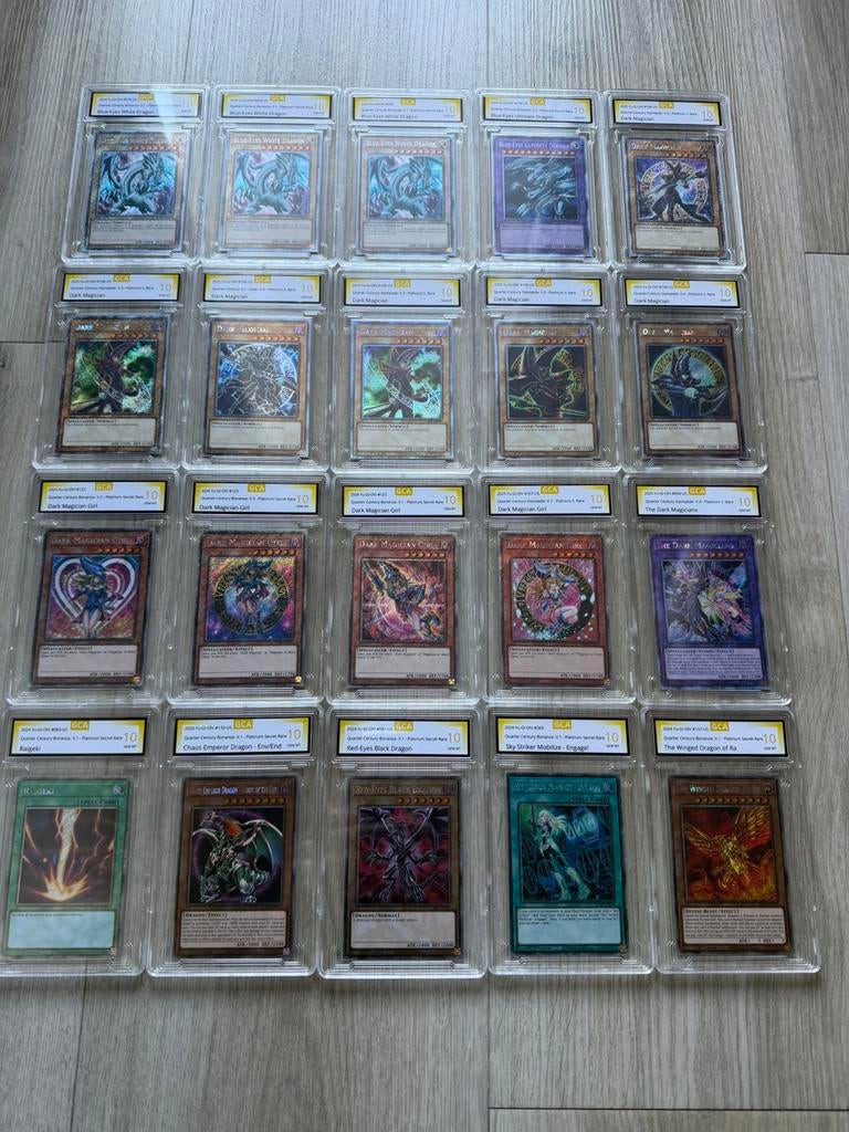 Yu-Gi-Oh kaarten graded 1st editions, Ophalen of Verzenden, Meerdere kaarten
