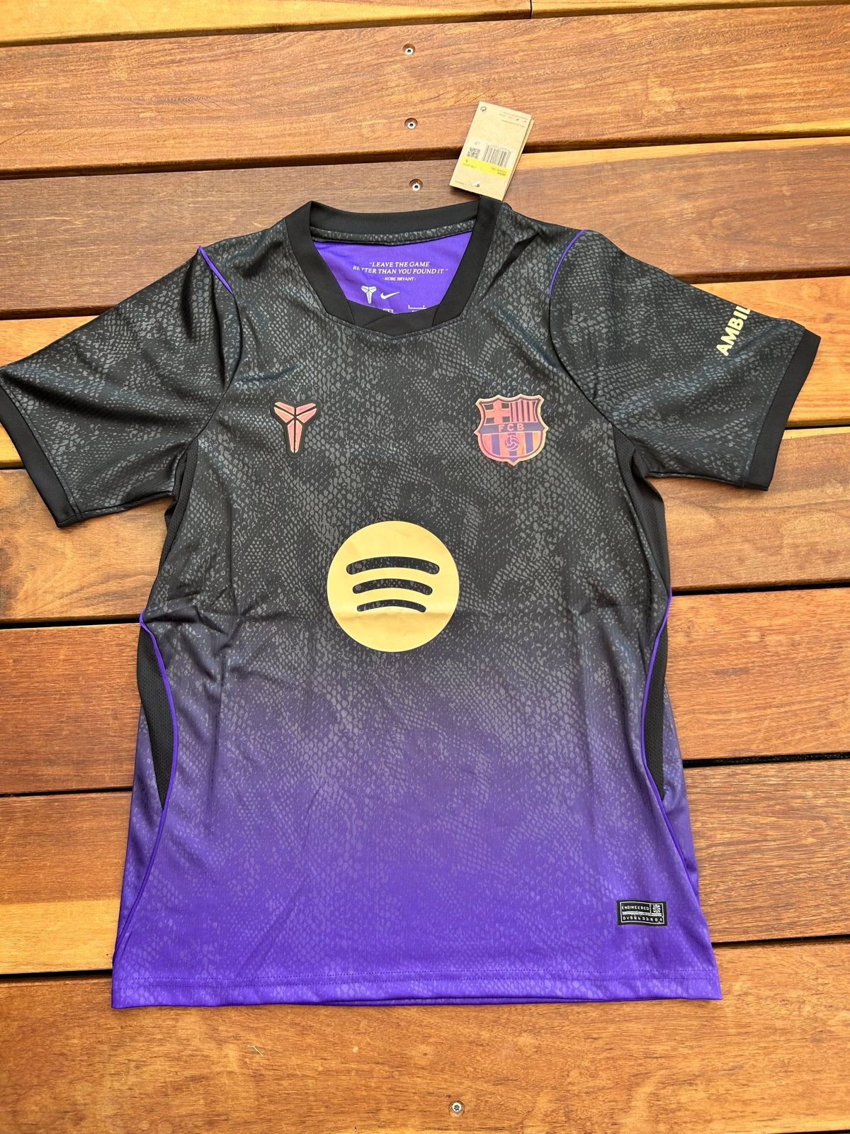 FC Barcelona uitshirt 2026/2027 Maat S Nieuw, Meerkleurig, Nieuw, Ophalen of Verzenden, Voetbal