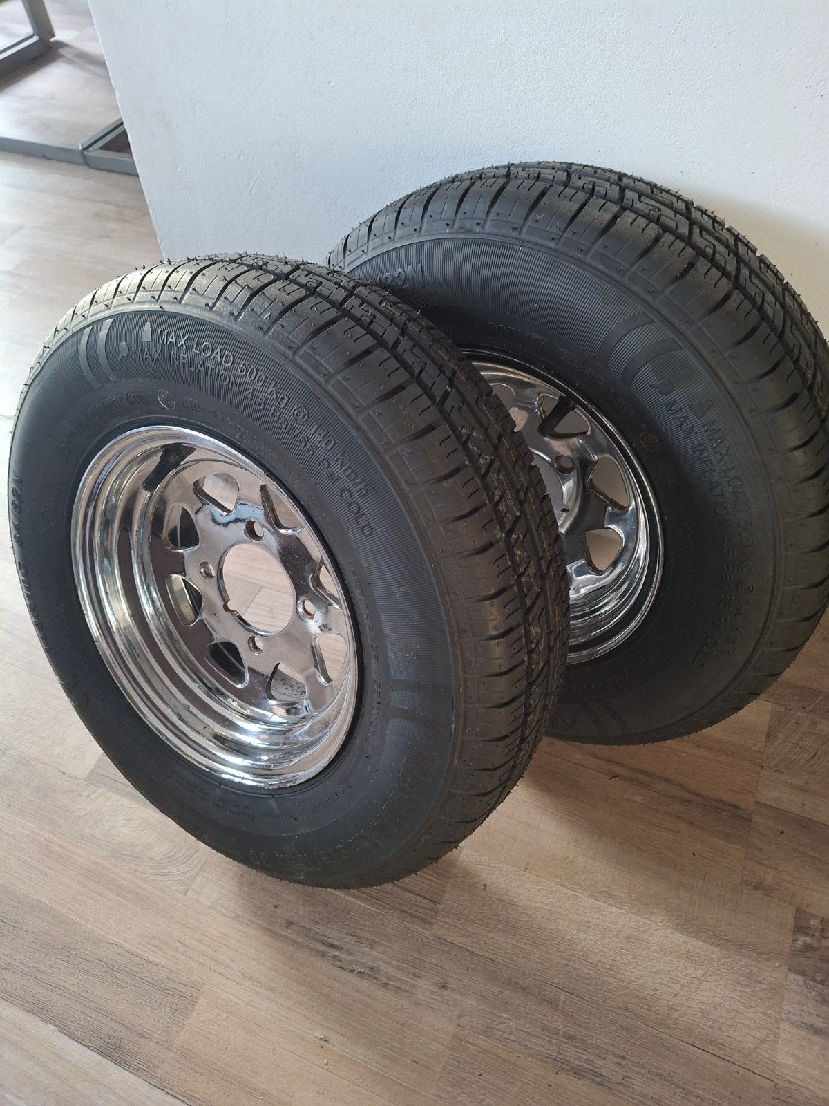 Set 10 inch verchroomde, custom wielen met níeuwe Kenda's, Ophalen, Nieuw