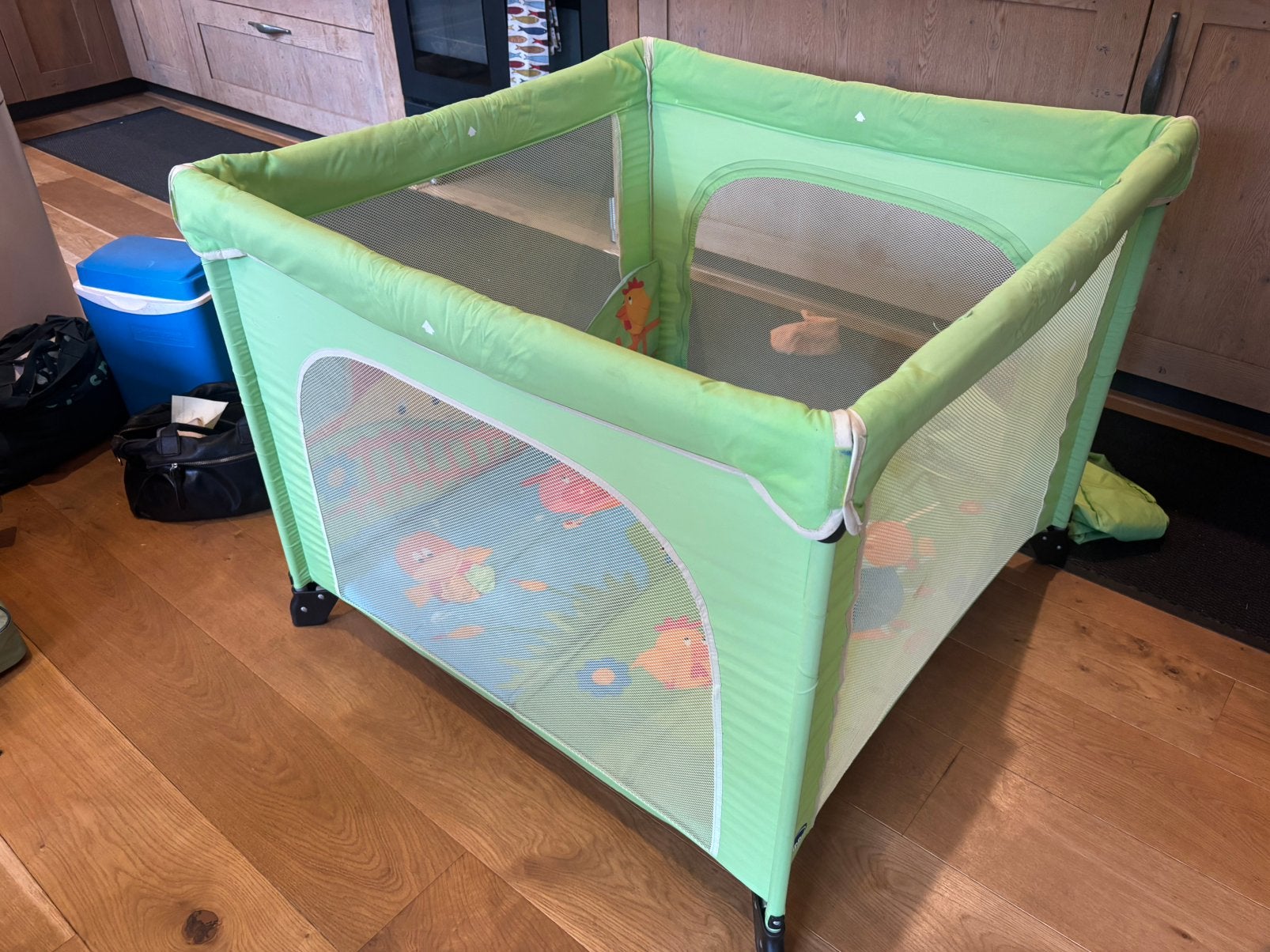 Reisbedje/Campingbedje Chicco, Kinderen en Baby's, Ophalen, Gebruikt, Vierkant, Boxkleed