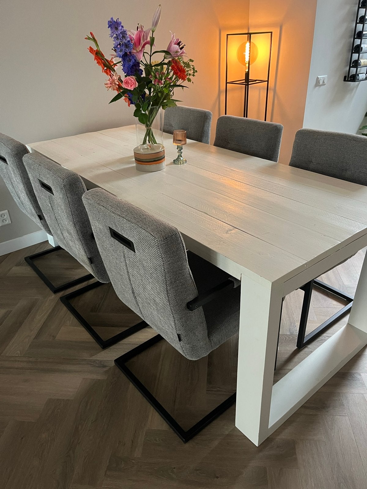 Eettafel 220cm lang, wit steigerhout, Huis en Inrichting, Gebruikt, 200 cm of meer, Vijf personen of meer, Rechthoekig