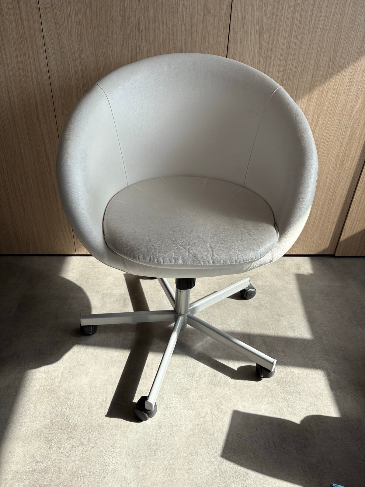 SKRUVSTA IKEA witte bureaustoel, Huis en Inrichting, Ophalen, Gebruikt, Wit, Bureaustoel