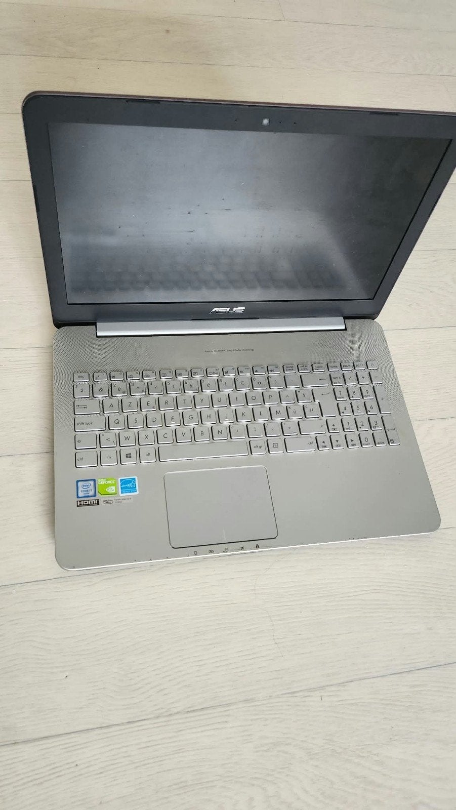 Voor onderdelen 2 laptops : Hp laptop en asus laptop DEFECT, Computers en Software, Windows Laptops, Ophalen, 15 inch, 2 tot 3 Ghz