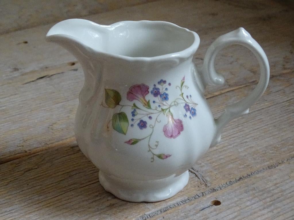 Servies, Spaans PONTESA, Bloemetjes (HEMA), gaaf, Antiek en Kunst, Ophalen of Verzenden