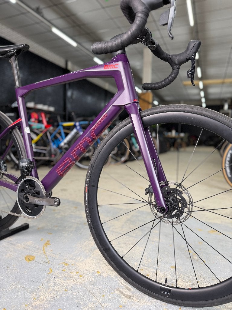 BMC Roadmachine 01 AXS Carbon Racefiets, Ophalen, Zo goed als nieuw, Overige typen