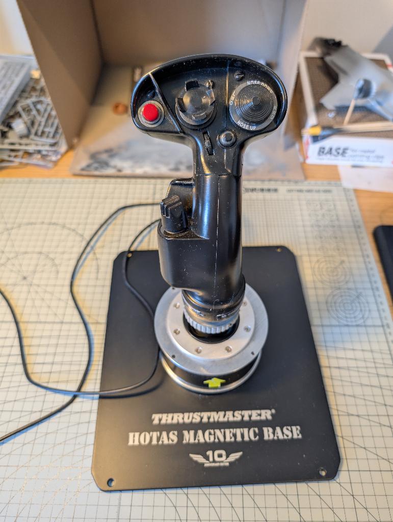 Thrustmaster HOTAS F18, Computers en Software, Joysticks, Ophalen of Verzenden, Zo goed als nieuw, Trustmaster