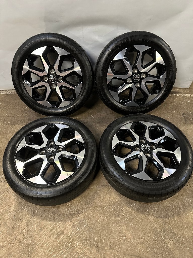 4x100 15 inch Toyota Aygo Velgen met Continental Banden, Gebruikt, 15 inch, Banden en Velgen, Ophalen of Verzenden