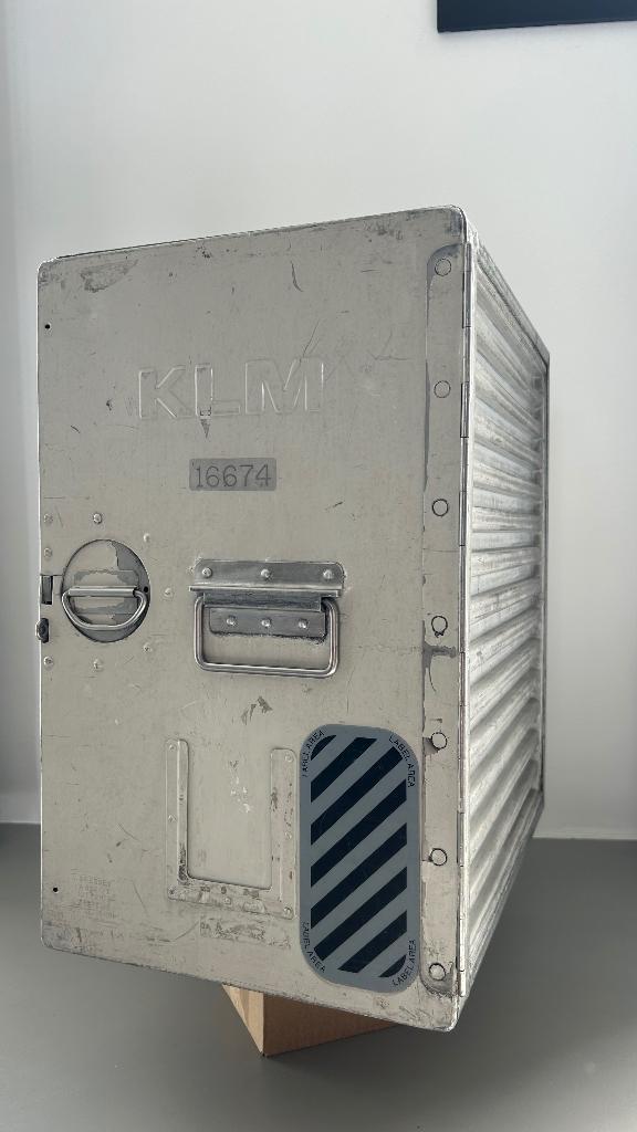 KLM container / galley box groot inclusief lades, Verzamelen, Ophalen, Zo goed als nieuw, Overige typen