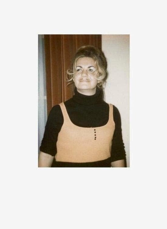 Mariken Wessels Queen Ann. P.S. Belly Cut Off + Enveloppe, Verzenden, Zo goed als nieuw, Fotografen